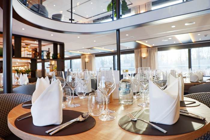 Viva Cruises Viva Two - Riverside Restaurant 5.jpg